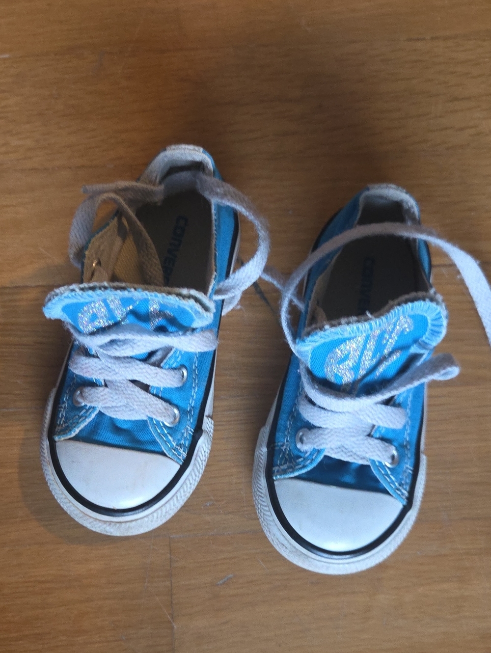 Converse | Kids Turquoise Low-Top Sneakers with White Accents